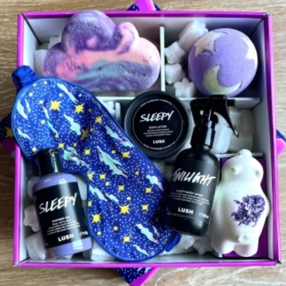 ❇️🧚♀️LUSH Cosmetics DISCONTINUED Sleepy Bear Bath Bomb NWT - Picture 5 of 7